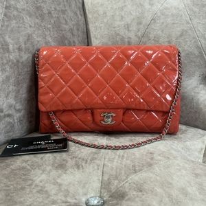 **SOLD** CHANEL RED Quilted Patent Leather Chain Clutch Flap Bag